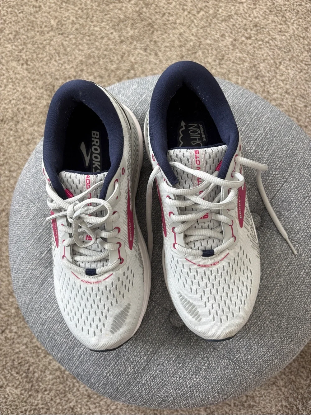 Brooks Women’s light Gray/ Pink Addiction GTS Running Shoes